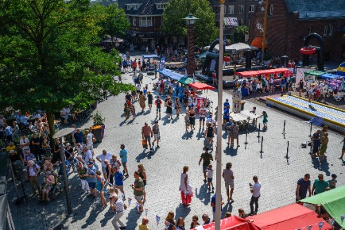 foto GO Waalwijk Festival 2019 op Raadhuisplein (foto: Luuk Aarts)